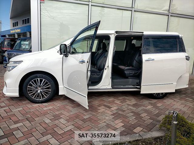 Nissan ELGRAND 2014-09 4420521-6