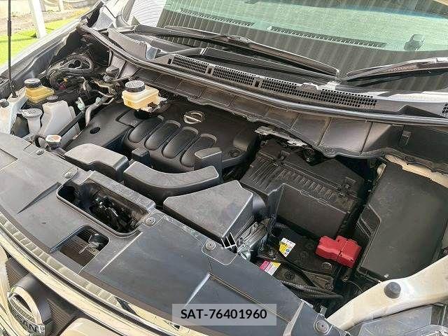 Nissan ELGRAND 2015-06 4420519-17