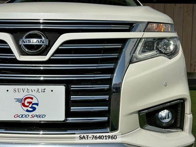 Nissan ELGRAND 2015-06 4420519-18