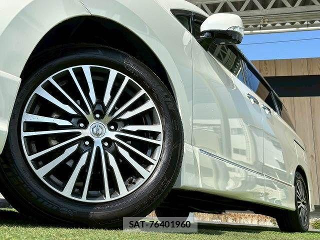 Nissan ELGRAND 2015-06 4420519-19