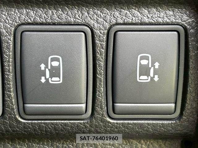 Nissan ELGRAND 2015-06 4420519-8