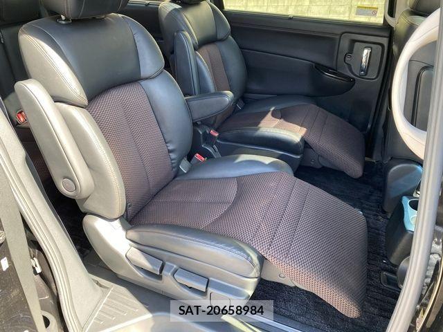 Nissan ELGRAND 2013-04 4591509-16