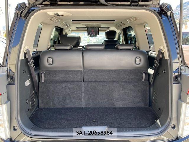 Nissan ELGRAND 2013-04 4591509-18