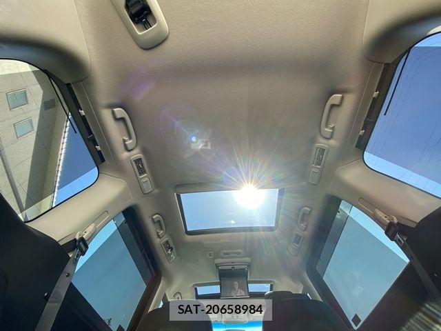 Nissan ELGRAND 2013-04 4591509-19