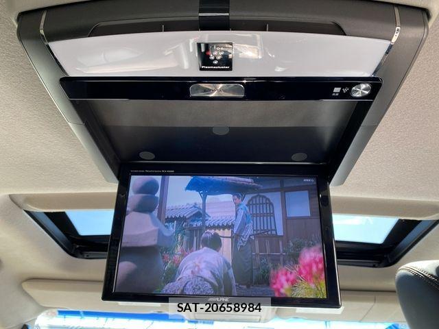 Nissan ELGRAND 2013-04 4591509-20