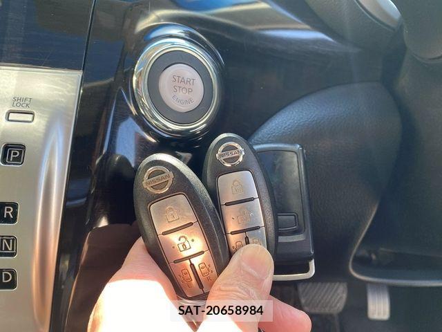 Nissan ELGRAND 2013-04 4591509-22