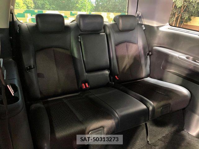 Nissan ELGRAND 2018-12 4638798-9