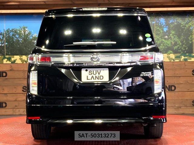 Nissan ELGRAND 2018-12 4638798-15