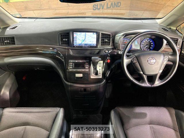 Nissan ELGRAND 2018-12 4638798-1
