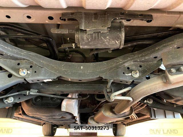 Nissan ELGRAND 2018-12 4638798-19