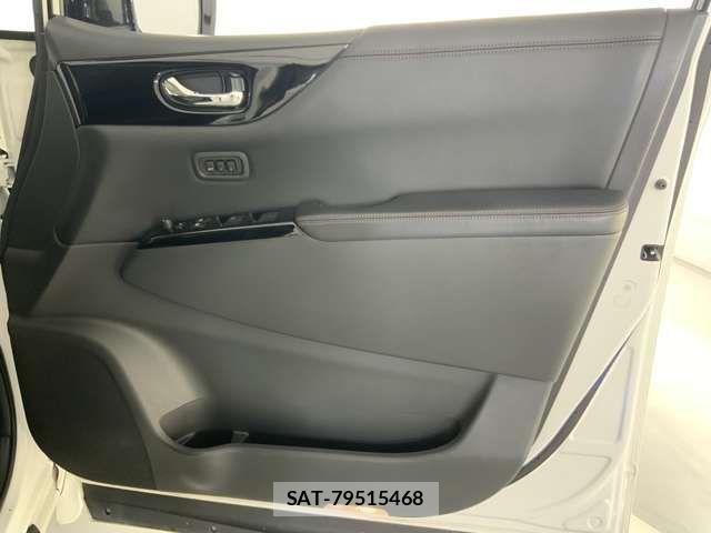 Nissan ELGRAND 2020-11 4753220-13