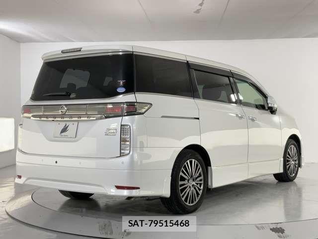 Nissan ELGRAND 2020-11 4753220-4