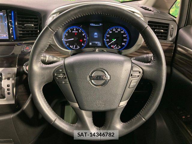 Nissan ELGRAND 2017-07 4939875-12