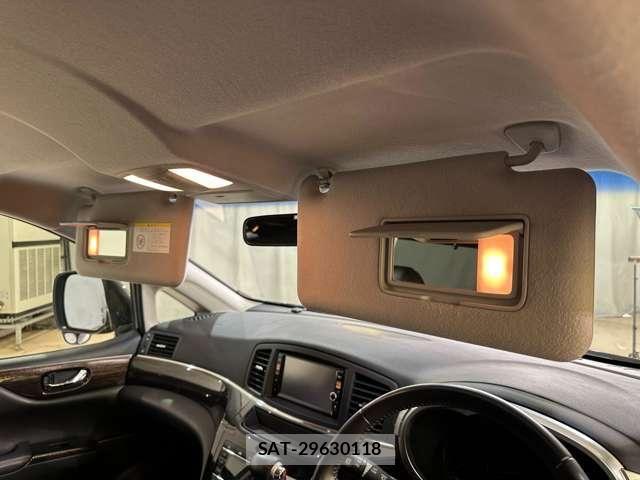 Nissan ELGRAND 2012-10 4939886-26