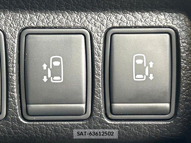 Nissan ELGRAND 2021-03 4939807-4