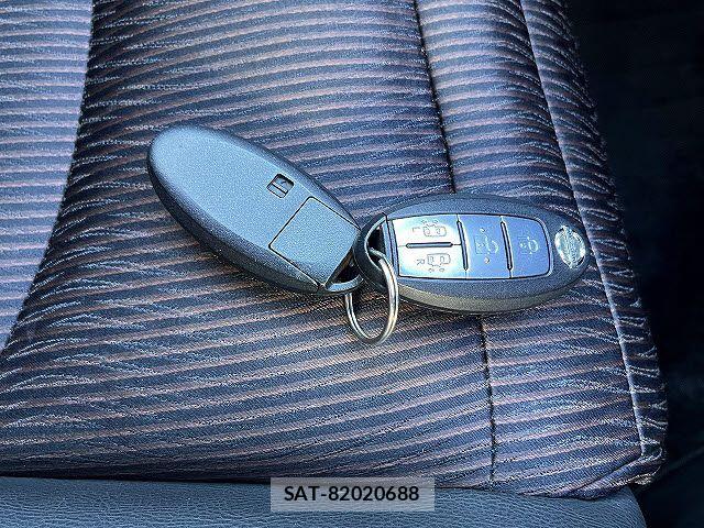 Nissan ELGRAND 2018-07 4939850-17