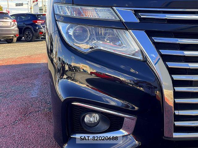 Nissan ELGRAND 2018-07 4939850-24