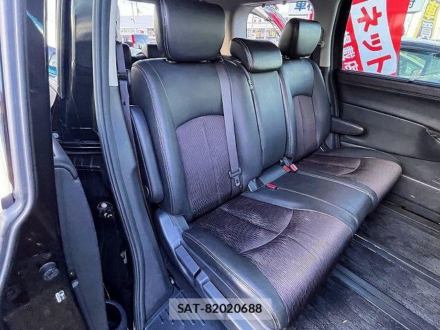 Nissan ELGRAND 2018-07 4939850-3