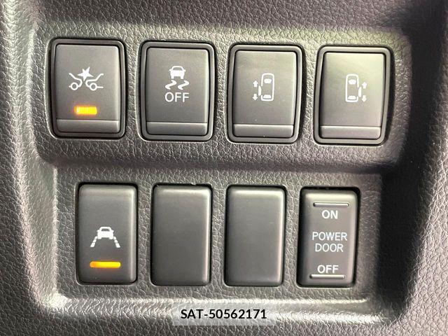 Nissan ELGRAND 2019-12 5867210-3