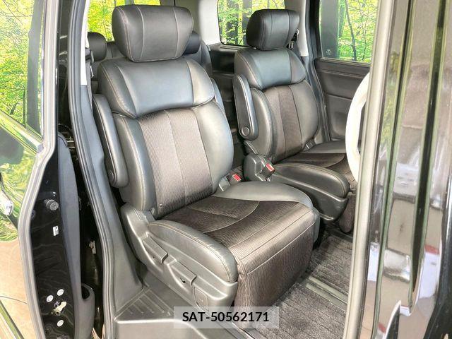 Nissan ELGRAND 2019-12 5867210-8