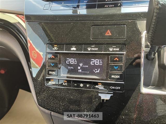 Nissan ELGRAND 2021-03 5867206-12