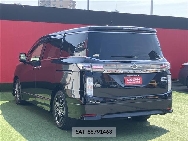 Nissan ELGRAND 2021-03 5867206-1