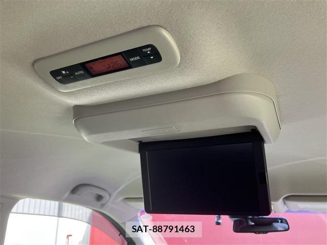 Nissan ELGRAND 2021-03 5867206-20