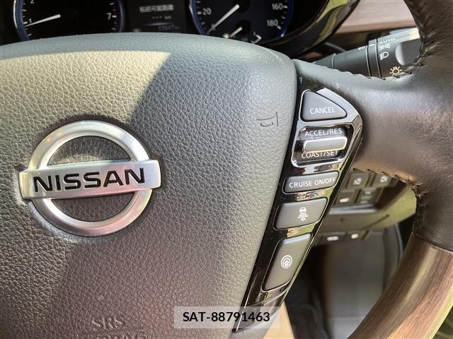Nissan ELGRAND 2021-03 5867206-22