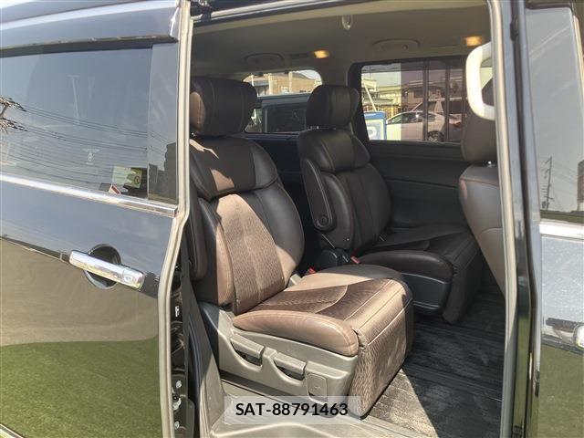 Nissan ELGRAND 2021-03 5867206-5