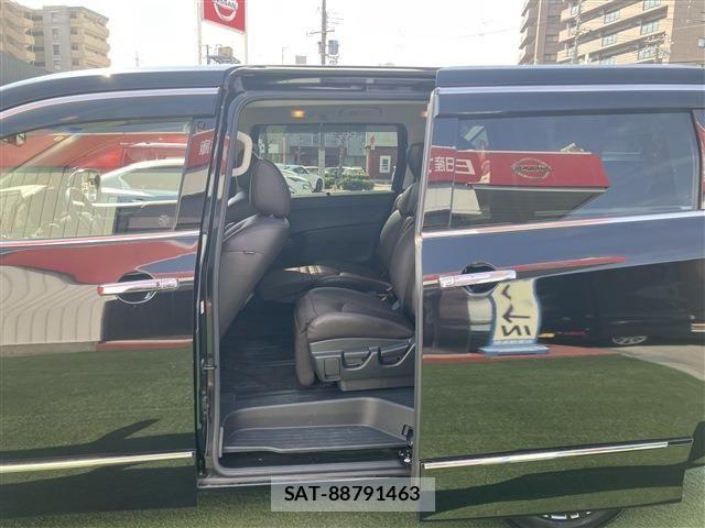 Nissan ELGRAND 2021-03 5867206-7