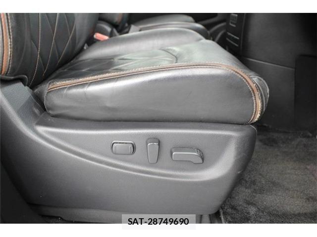Nissan ELGRAND 2015-08 5867219-27
