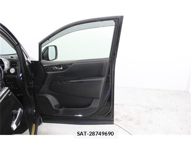 Nissan ELGRAND 2015-08 5867219-29
