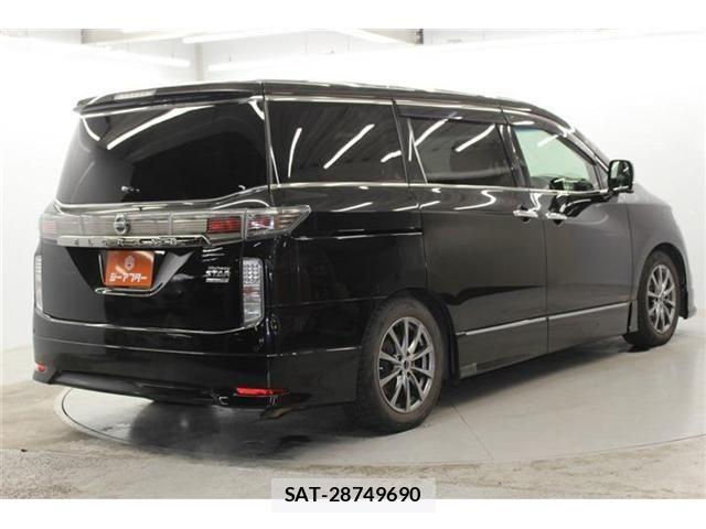 Nissan ELGRAND 2015-08 5867219-4
