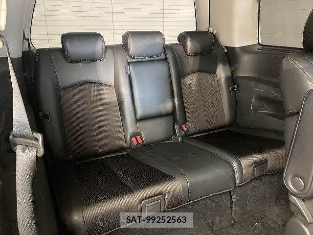 Nissan ELGRAND 2017-03 5867209-6