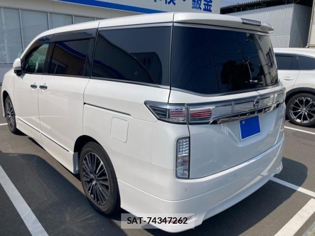 Nissan ELGRAND 2022-05 5867204-7