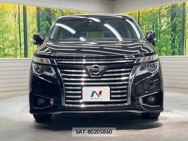 Nissan ELGRAND 2019-11 5867211-14