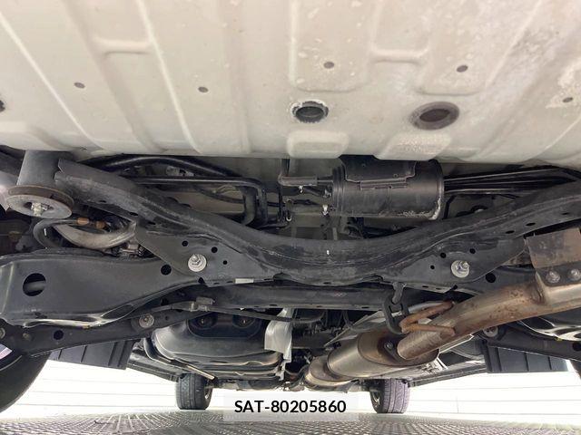 Nissan ELGRAND 2019-11 5867211-18