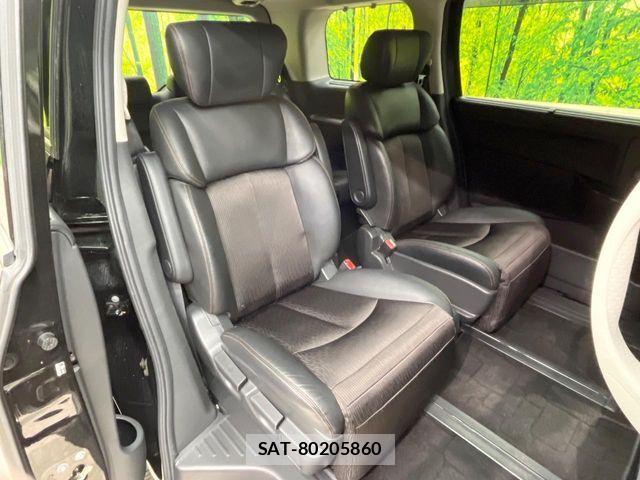 Nissan ELGRAND 2019-11 5867211-8