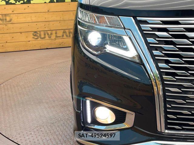 Nissan ELGRAND 2021-03 5867203-11