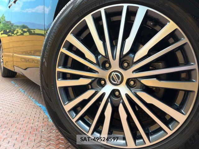 Nissan ELGRAND 2021-03 5867203-12