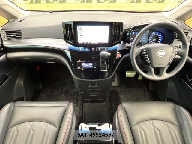 Nissan ELGRAND 2021-03 5867203-1