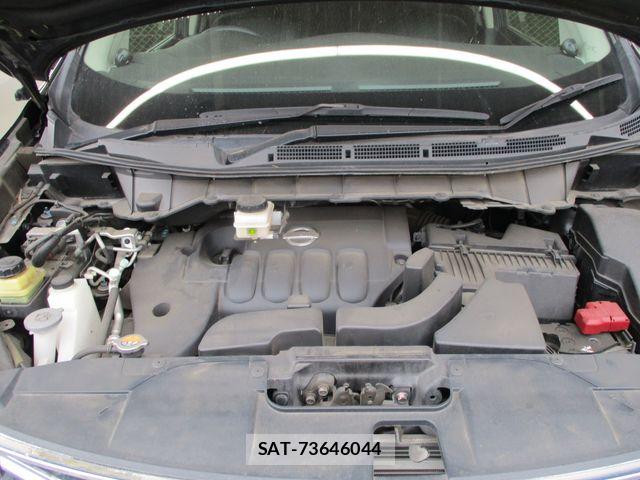 Nissan ELGRAND 2017-05 5867223-12