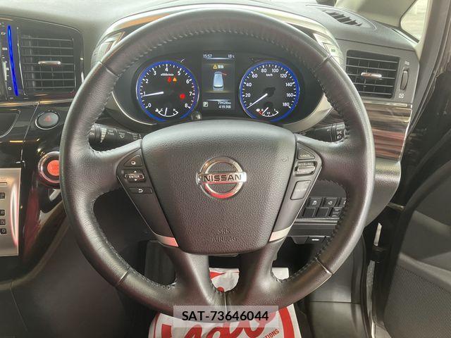 Nissan ELGRAND 2017-05 5867223-21