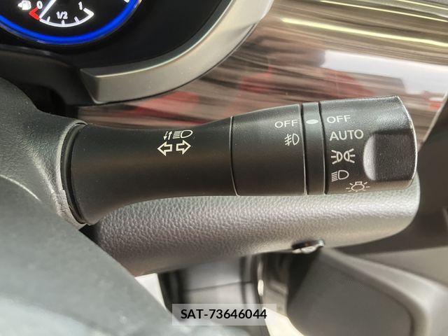 Nissan ELGRAND 2017-05 5867223-22