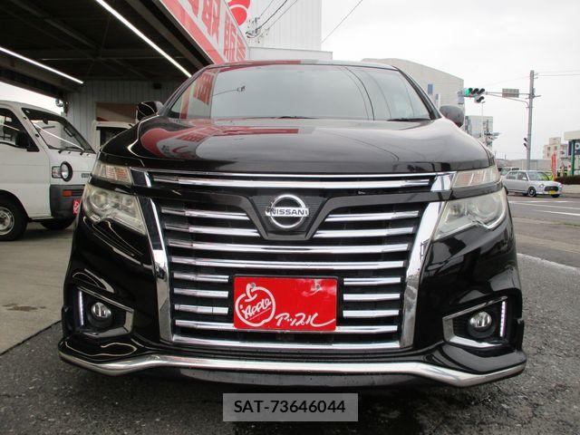 Nissan ELGRAND 2017-05 5867223-3