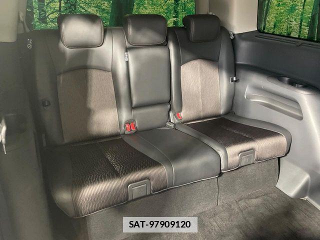 Nissan ELGRAND 2019-06 6004858-9