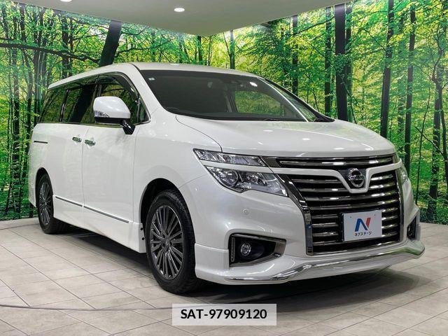 Nissan ELGRAND 2019-06 6004858-16