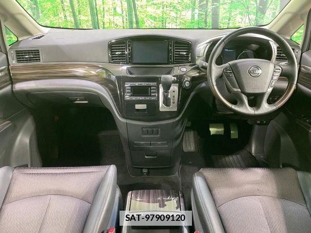 Nissan ELGRAND 2019-06 6004858-1