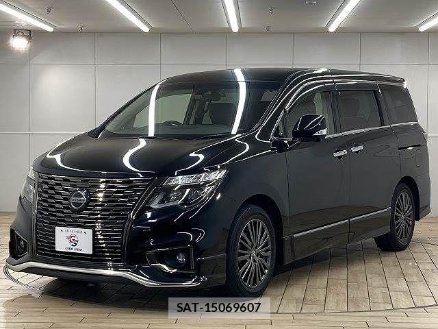 Nissan ELGRAND 2020-12 6004842-13