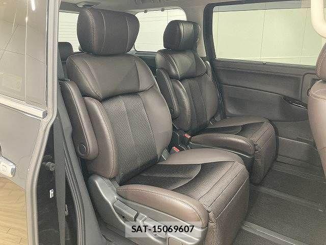 Nissan ELGRAND 2020-12 6004842-5